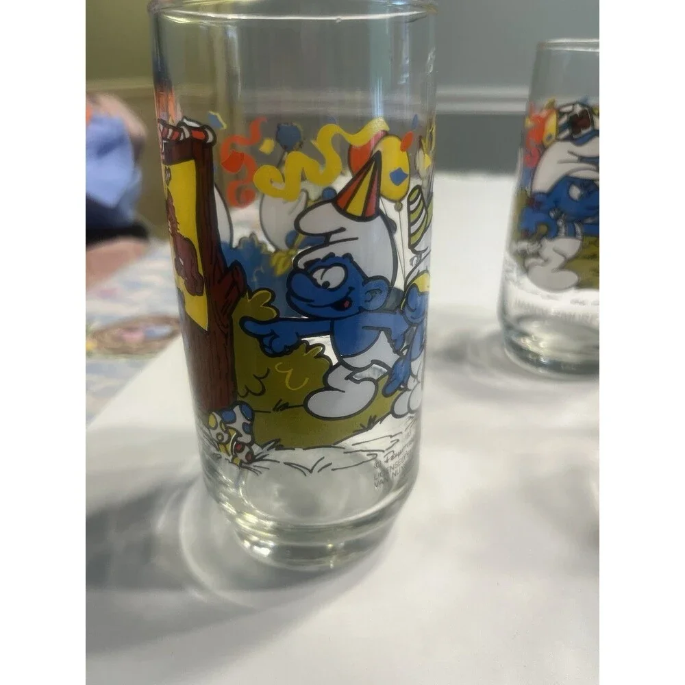6 Vintage Collectible Smurfs Drinking Glasses Hardee's PEYO 1983 1982 Tumblers